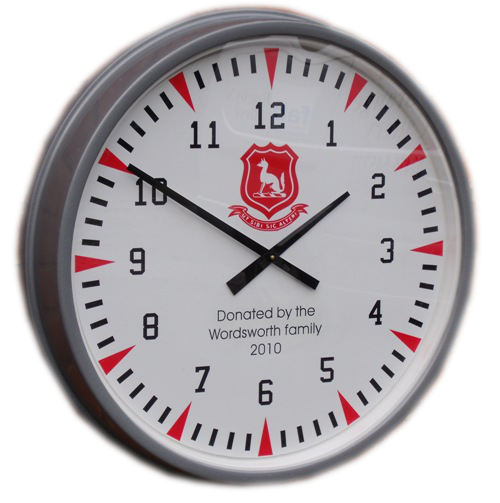 Clocks Internal / External Round Cased